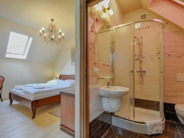 Hotel Victoria Cechini