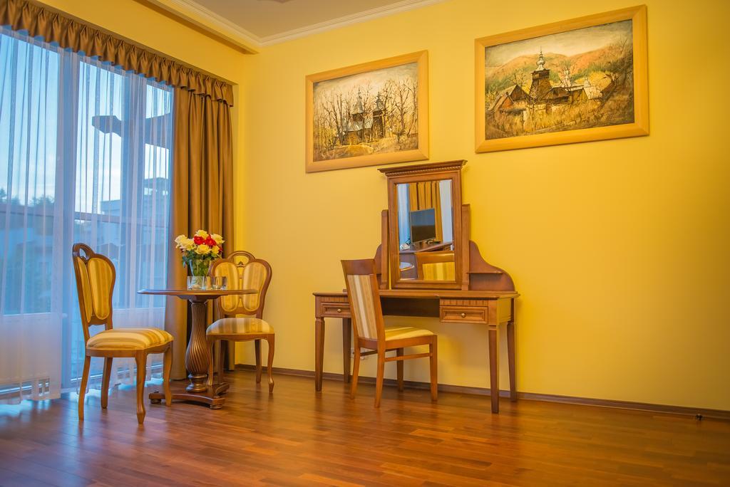 Victoria Cechini Hotel 2*