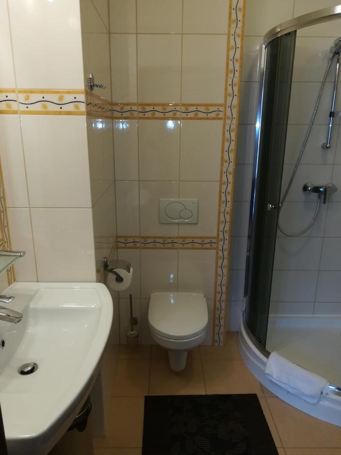 Hotel Victoria Cechini