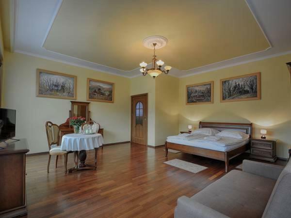 Victoria Cechini Hotel 2*